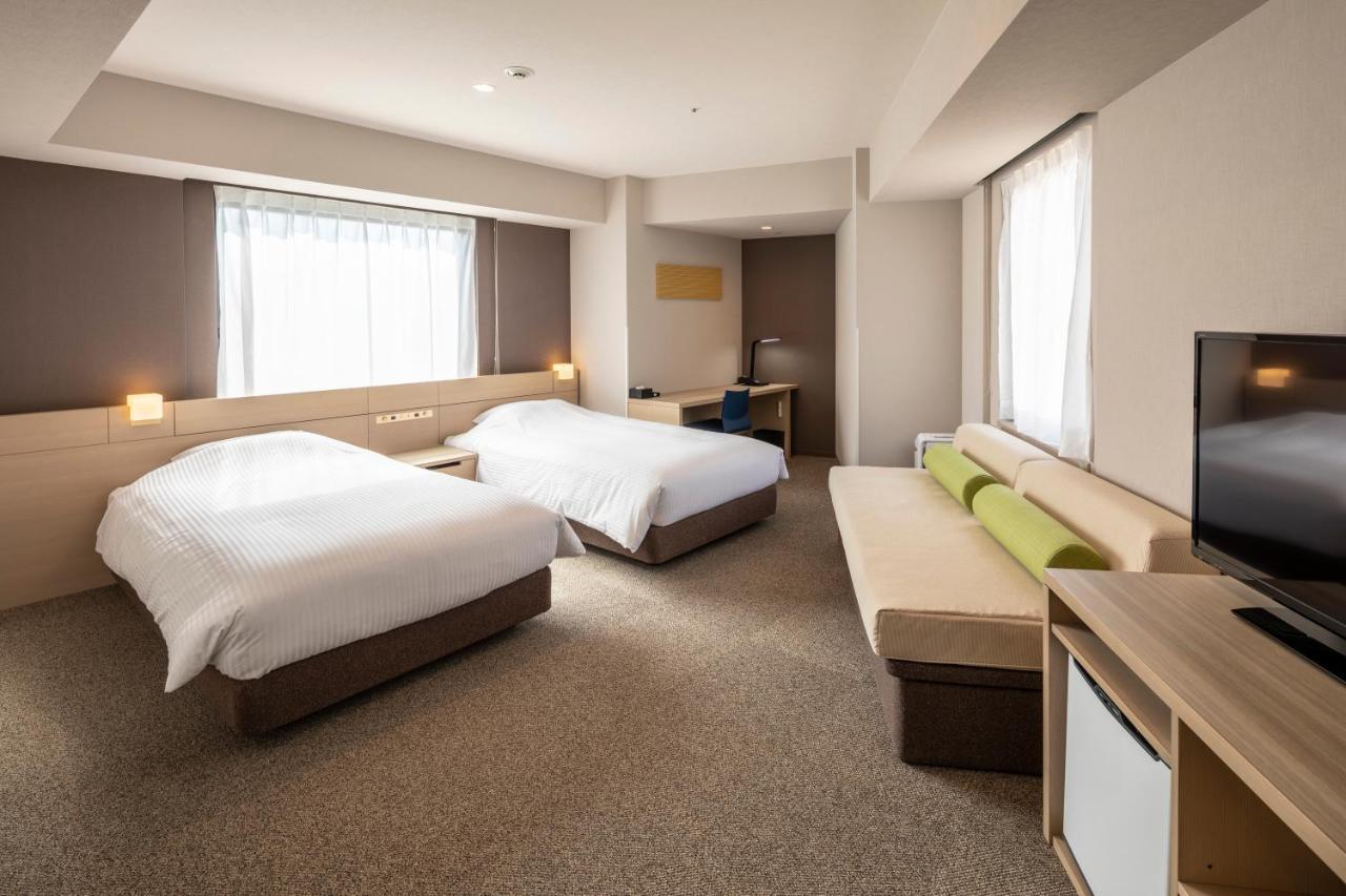 JR Clement Inn Takamatsu Buitenkant foto